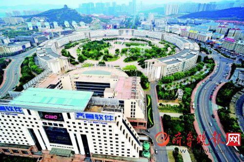 到2020年,濟南大數據與新一代信息技術產業將達到五千億級。(資料片)齊魯晚報航拍記者劉軍 張中 攝