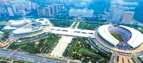 濟南奧體片區高層建筑群落及東荷西柳。(資料片)本報記者周青先 攝