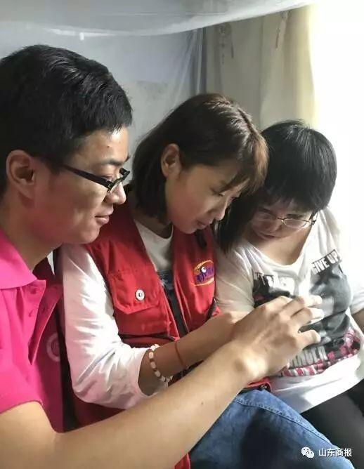 昨天,這位沂南的姑娘,邁進(jìn)了臨沂大學(xué)的大門(mén)。