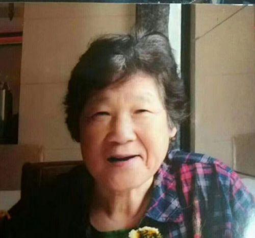 9月17日，家住济南历城区锦绣泉城的吴春英老人（77岁，女）意外走失，目前老人家属正全力寻找，热切希望找到老人。