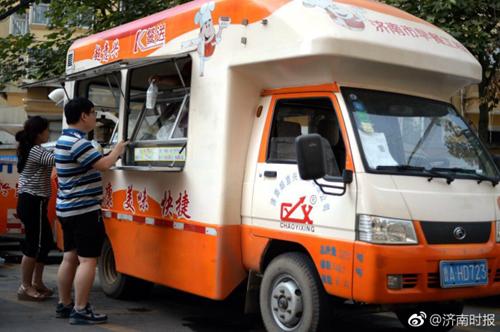 便民早餐車進社區