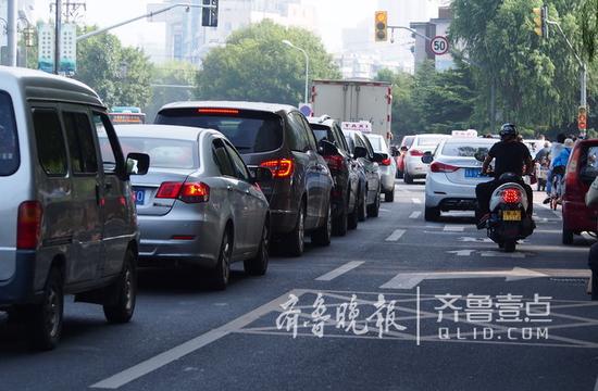 共享出行攻城略地，是減堵還是添堵