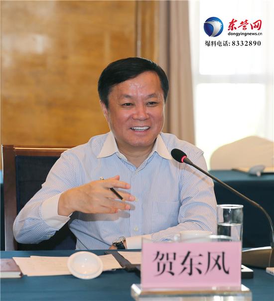 座谈会上，贺东风介绍了中国商飞公司有关情况，对东营经济社会发展取得的成绩表示赞赏。记者 周广学 报道