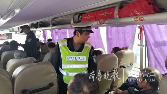 (齊魯晚報?齊魯壹點 記者 張中 攝) 編輯:蓋里