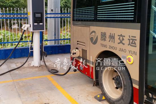 掃碼沒網咋辦?公車上也能蹭免費WiFi