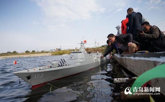 航海模型下水