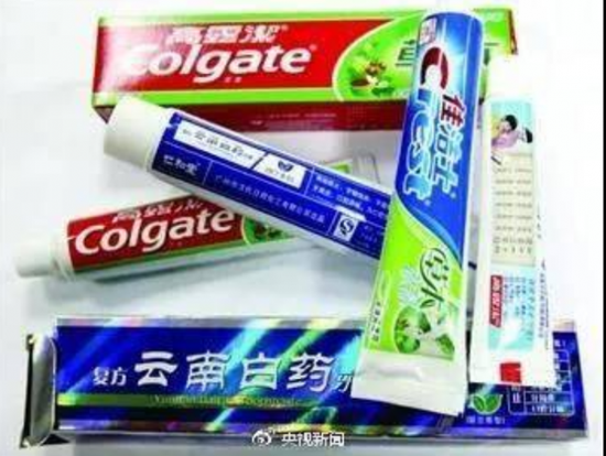 查获假冒牙膏10万余支