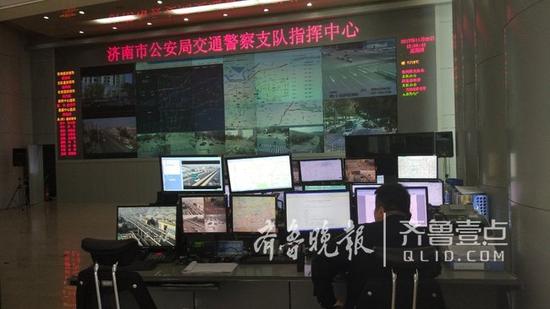 据济南市公安局交警支队指挥中心主任董斌介绍,路面执勤交警的工作模式,也因为有了数据和分析的支撑而完全发生了改变。