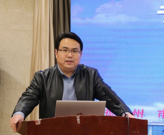 德州市第二人民医院李洪水主持会议