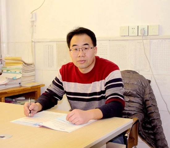 全国优秀教师 李越