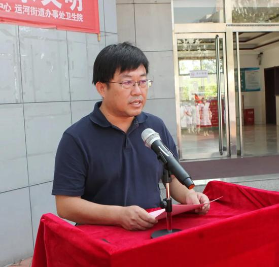 运河街道办事处主任、党工委副书记王凤麟