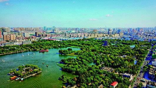 经济总量跻身全国第一方阵_永远的第一名(2)