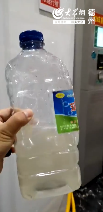 車主發現加的“油”原來是水