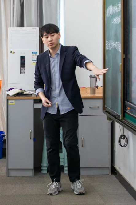 2019年加入海达行知学校,现担任二年级五班首席导师。