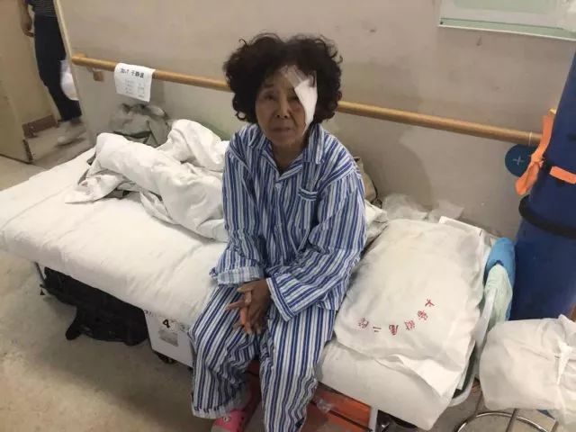 肇事方十天日夜悉心照顧