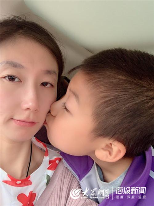 尹高淅和妈妈