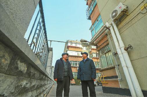 14日,整治一新的千佛山西路4号院。 记者刘玉乐 摄