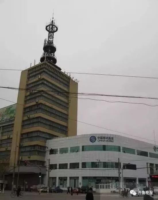 上世纪80年代的东方大厦