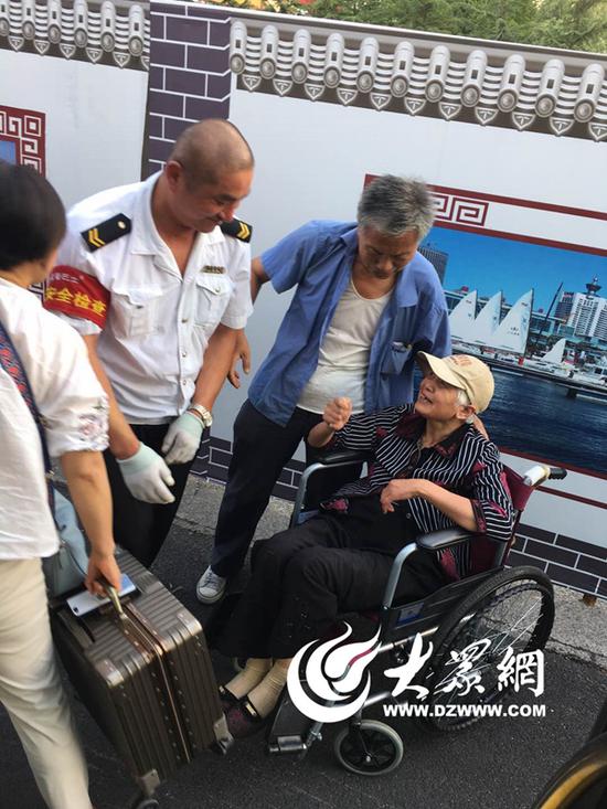 王健將老人安頓好