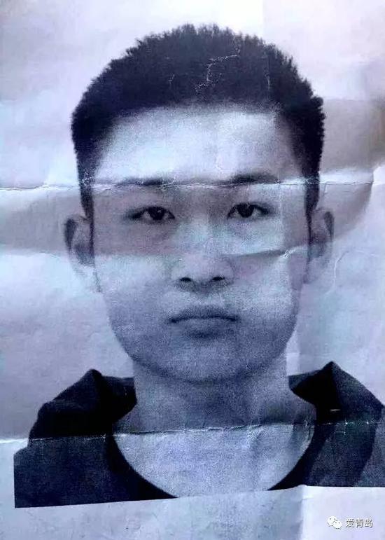 牛林耕,22歲,身高1米78,身材偏瘦