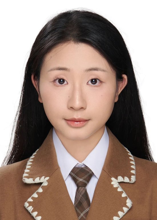 崔思琦：山东协和学院中药学专业，考入西南大学