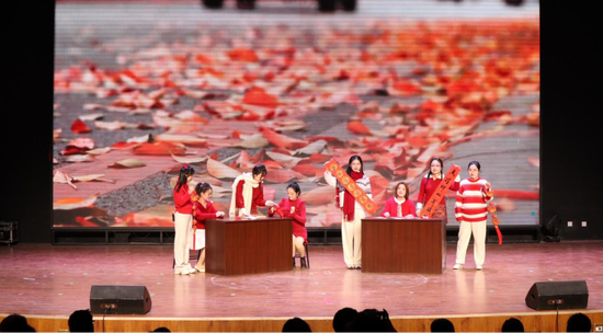 歌曲《小美满》