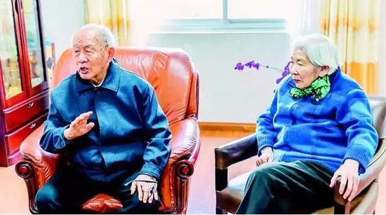 四個字概括一生:勤奮報國