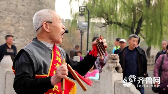 從看著學(xué)到照著做