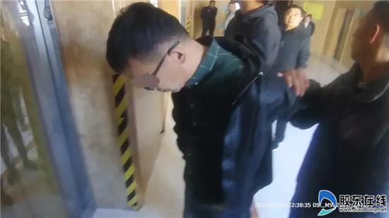 抓獲嫌疑人