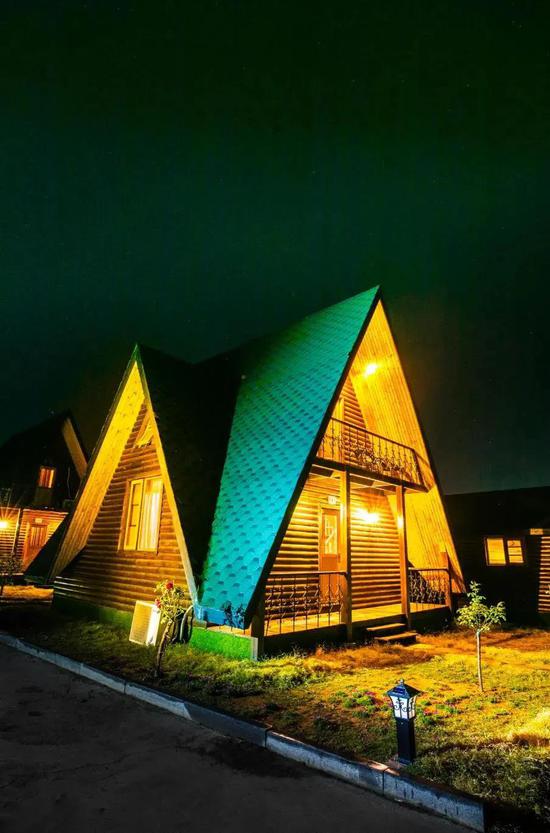 ▲临沂市临沭县冠山木屋别墅