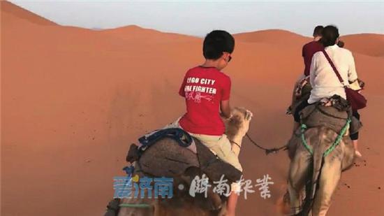 沙波带着儿子穿越撒哈拉沙漠 受访者供图