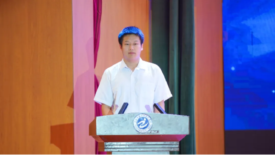 ▲2023年山东省职业院校技能大赛一等奖“应用软件系统开发”赛项郎金烁发言