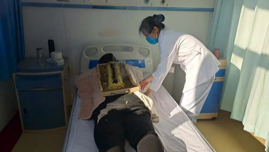 督 灸