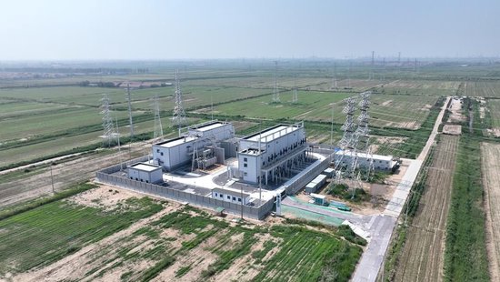 国网东营供电公司建设全省首个220千伏新型数字智能变电站-220千伏董官变电站