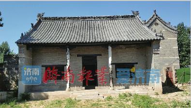 修繕后的廉氏故居中廳