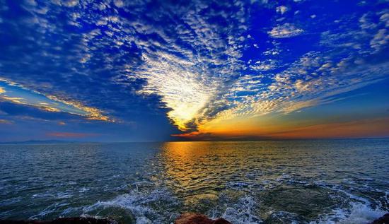 海阳沿海海域(资料图)