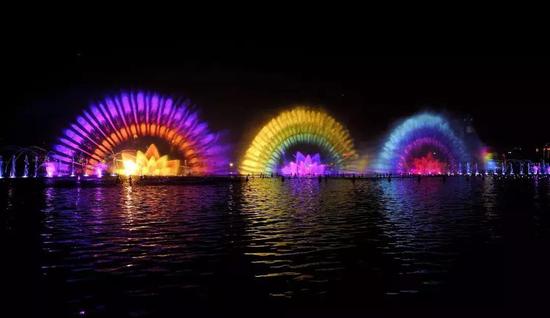 济南明湖秀(图/泉城夜宴明湖秀)