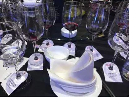 现场准备品鉴的精选出的高端红酒