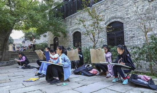 台儿庄人口多少万人_台儿庄古城图片(3)