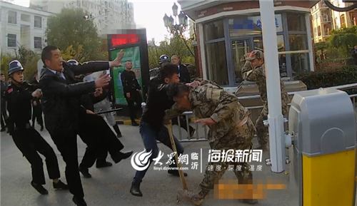 為爭奪奧林匹克花園小區物業控制權,顏某等人采用暴力行為阻止新物業進駐