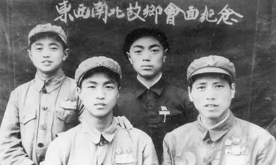 左一為李安甫