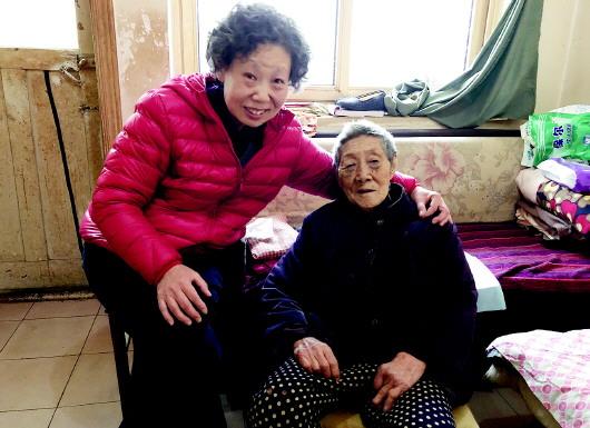 一见到范悦莲来家里，管老太就非常高兴。