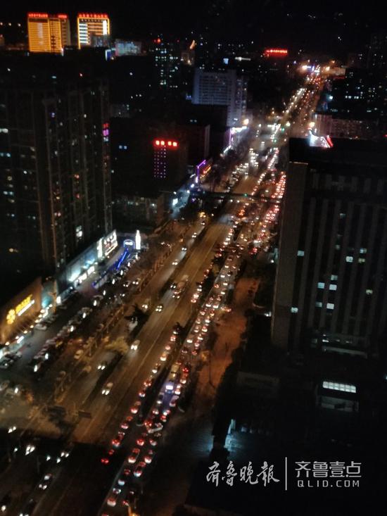 昨晚七点流量明显比前几天减少