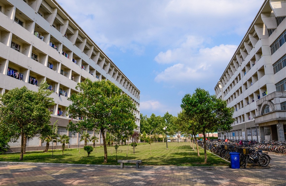 走进聊城大学