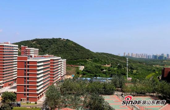 嘉陵江校区