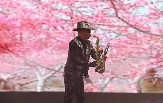 現(xiàn)場(chǎng)精彩表演