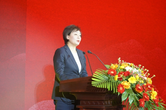 山东大厦党委书记、董事长鹿敏致辞