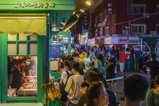 台东商圈长兴路上的“网红”店