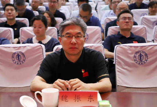 党委常务副书记、董事长魏振东出席