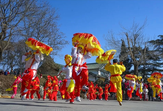 济南春节期间的民俗表演